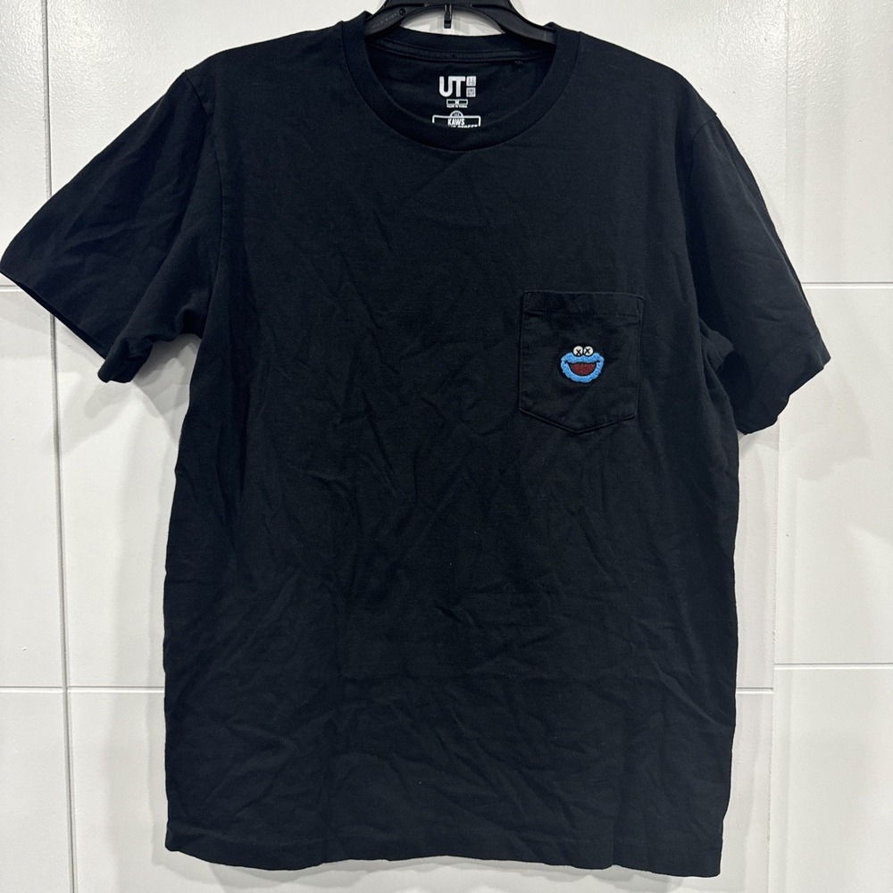 Uniqlo Shirt Men Med Black Kaws Sesame Street Cookie Monster Pocket Tee Cotton